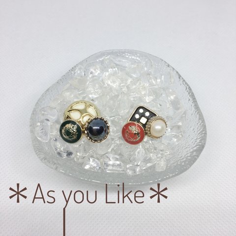 レトロボタンピアス/イヤリング