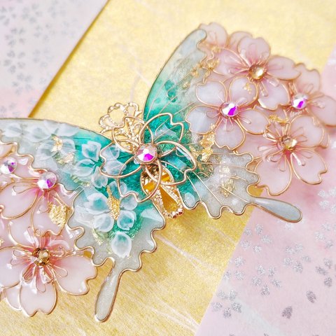 （A）水浅葱色の蝶と桜のバレッタ（hair ornaments of butterfly and flower〜spring aqua〜）