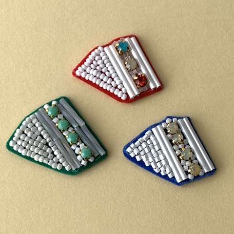 フルーツサンドビーズ刺繍ブローチ【スイーツ】 ET56321(RE) ET56421(GR) ET56521(BL)