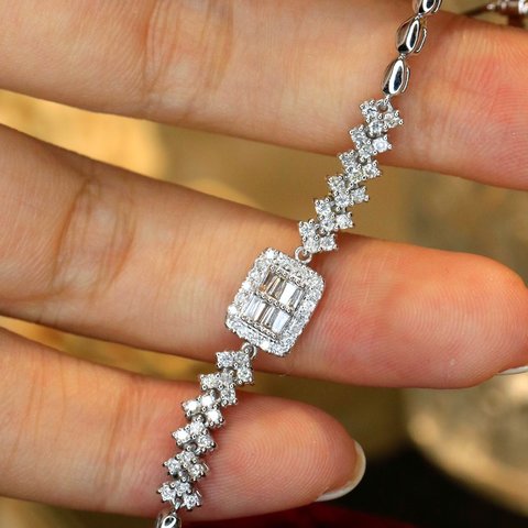 天然ダイヤモンドブレスレット0.6ct　k18