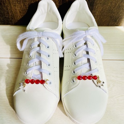 スニーカーアクセサリー👟　赤色❤️