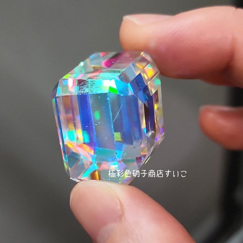 O-36【Ｂ品】極彩硝子：フラットキューブ