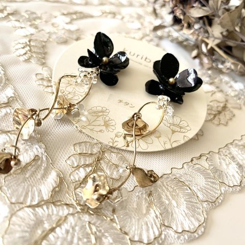 黒紫陽花のピアス