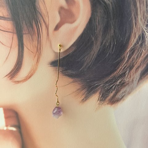 e’che originals long bar amethyst swing earring ステンレスピアス/イヤリング