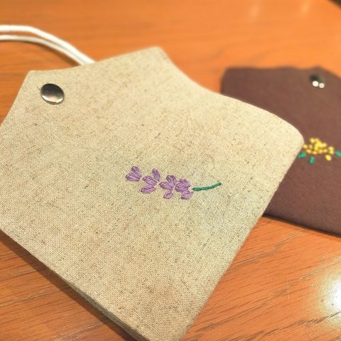 【送料無料】ワンポイント刺繍 マスクケース 