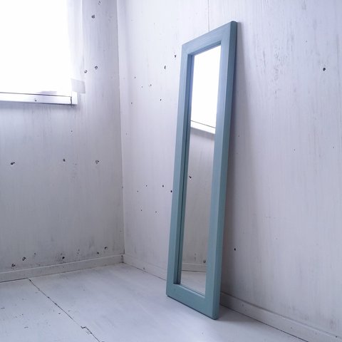 アンティークブルー　姿見鏡　ミラー　床置き・壁掛け　鏡　無垢　バターミルクペイント