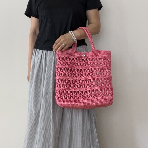 ビニールひもの模様編みバッグ☆ピンク、メッシュ編み、縦長バッグ