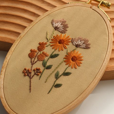 オリジナル刺繍キット | 野花の刺しゅう
