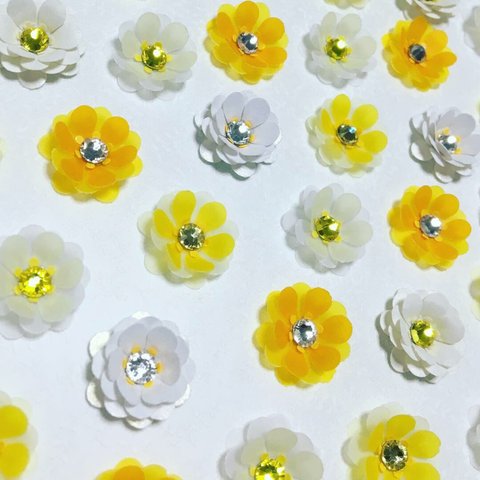 お花シール❁︎スワロフスキー❁︎40枚❁︎yellow ＆ white