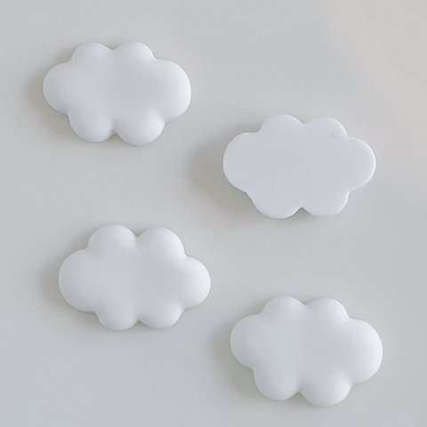 ［4個］白い雲　貼り付けパーツ　雲　白　張り付けパーツ