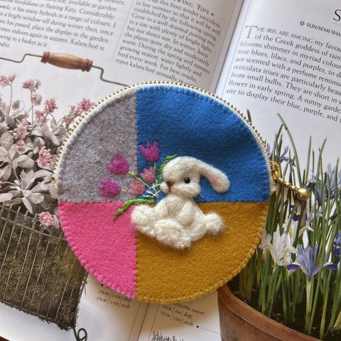 🐰felt  de  patchworkうさぎのコインケース🌷