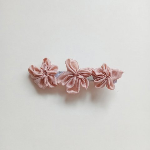 リボンフラワー桜  フレッシュピンク ヘアクリップ