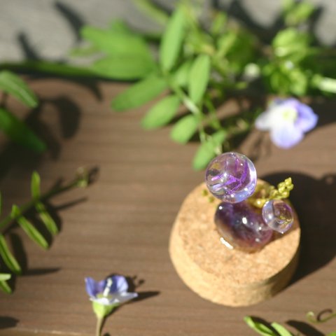 ガラスドーム 「ユキノコ(鉱彩茸)」紫