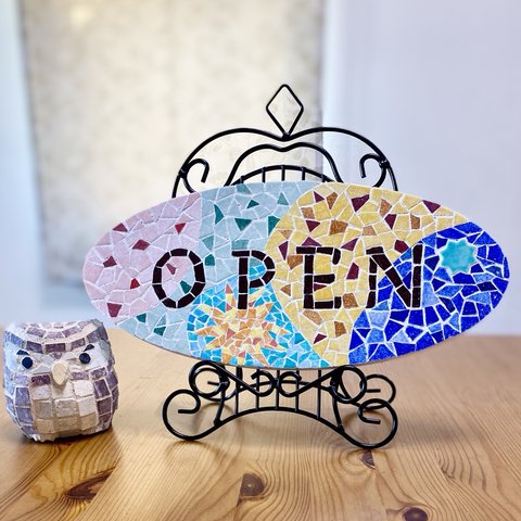 【送料無料！】ガウディ風☆フランスタイルの「OPEN」札