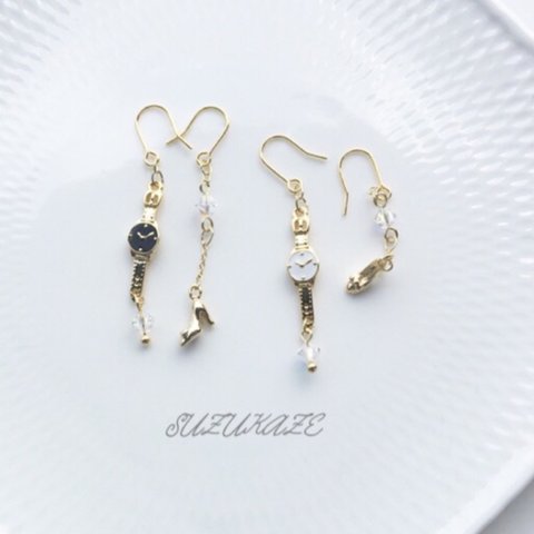 31.¥750→¥635。♡待ち合わせ♡  腕時計とハイヒール👠。ブラックorホワイト。K16gp。