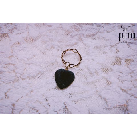 velour heart flower ring