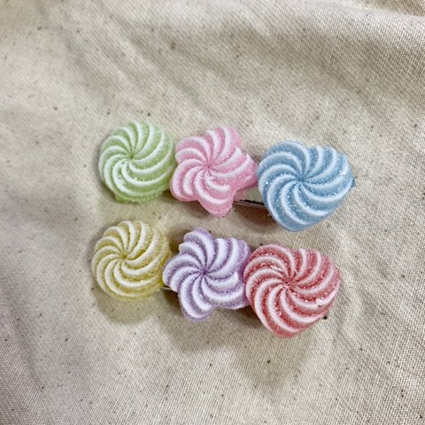 ヘアクリップ　キッズクリップ　キャンディーカラフルクリップ🍭２個セット