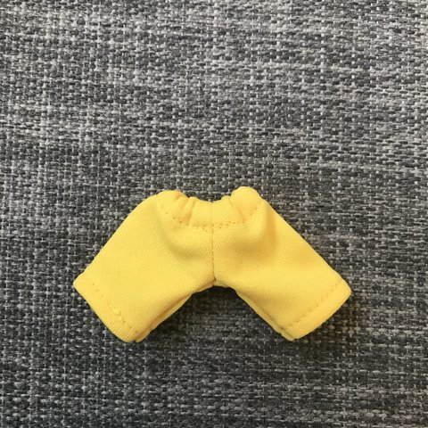 オビツ11 ジャージ素材のハーフパンツ　yellow