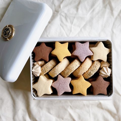 数量限定デザイン✨米粉のクッキー缶　流れ星