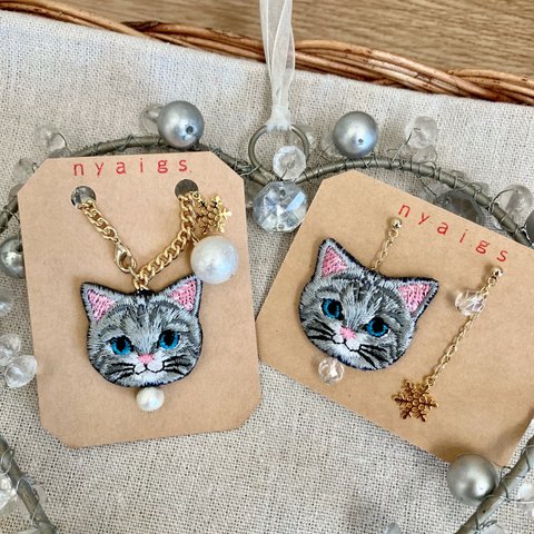 猫さん刺繍と雪のバッグチャームandピアスコフレ✩.*˚