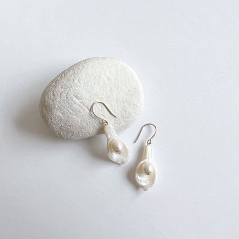 淡水真珠：pearl×shell pierce