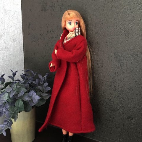 ジェニーちゃんサイズ  真っ赤なコート