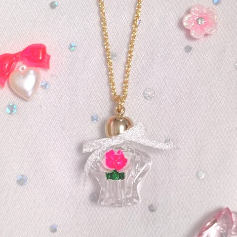 perfume bottle necklace（rose）