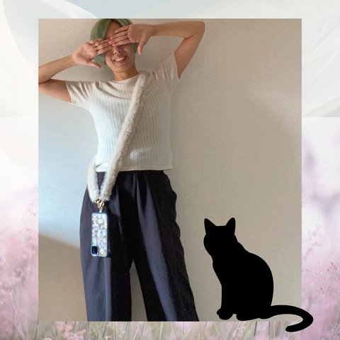 アイボリー もふもふ!ネコのしっぽ?!ショルダーストラップ ファー