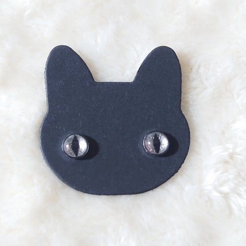 猫目ピアス( ΦωΦ )✨シルバー