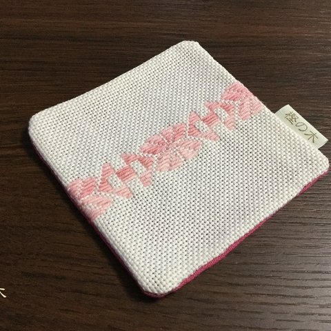 《値下げ品!!》桜染めの糸で刺したこぎん刺しのコースター（帯タイプ）  colorfulーからふるー【梅の花×ウロコ形】《樫の木  produce by プリザ工房*Merrymei*》