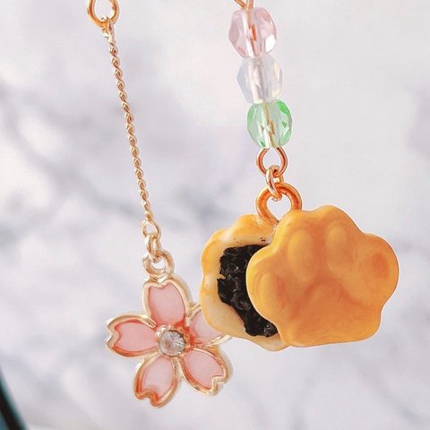 桜ともにゃかのピアス/イヤリング