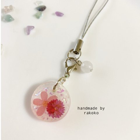 SALE  レジン　Flower＊天然石　お塩の氷柱花ストラップ ✳︎ ローズクォーツ