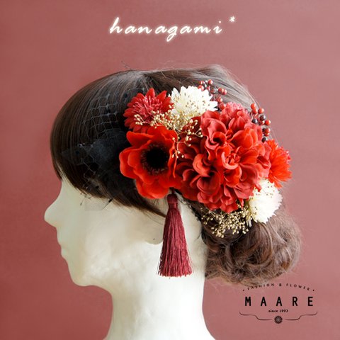 【送料無料】*a n e m o n e* 紅白とゴールドのお花の髪飾り