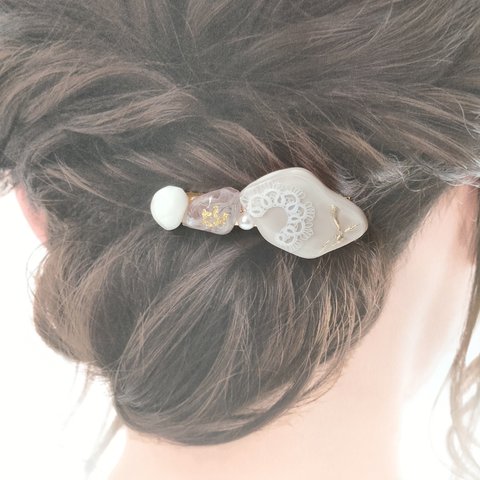 光輝-kouki ブラウン　ヘアクリップ　タティングレース×レジン