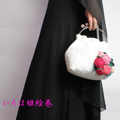 ホワイト×ピンク♥フワフワ起毛のキラキラ薔薇刺繍糸手編みコサージュショルダーバッグ