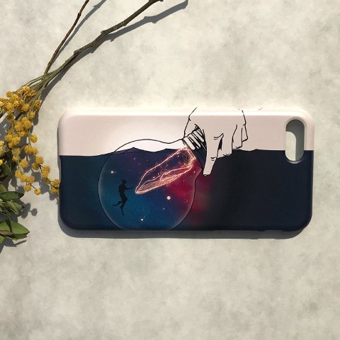 【iPhone7+】電球クジラ　iPhoneケース