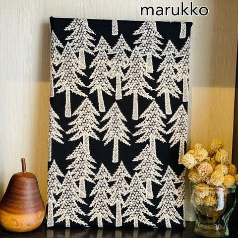 刺繍パネル　もみの木　20×30 どのカラーでも！クリスマスに！