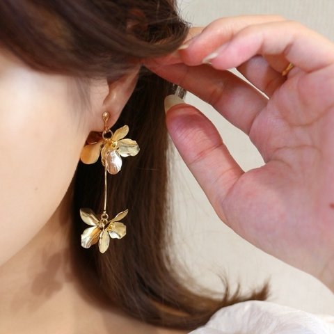 フラワー 花 モチーフ ピアス * 大ぶり さす 大きめ フープ フラワー 花 モチーフ ピアス * 大ぶり さす 大きめ フープ