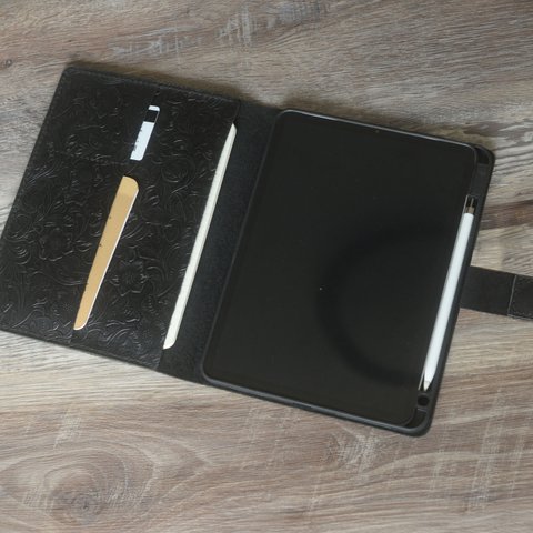 送料無料 ApplePencil収納時充電　手縫い　本革　レザー　iPad全機種　オーダー相談可