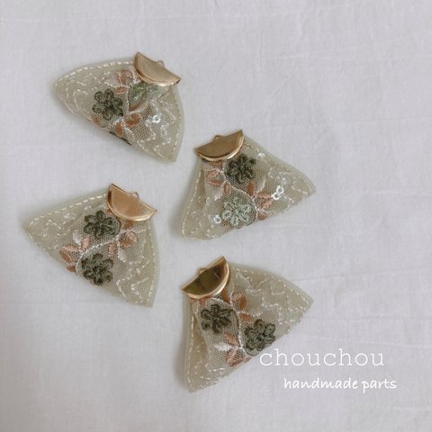 インド刺繍🪡リボン🎀タッセル.4個セット♩