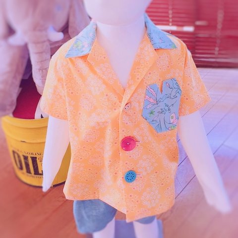 鮮やかイエローにフラワー柄アロハシャツ　kids Alohashirtt