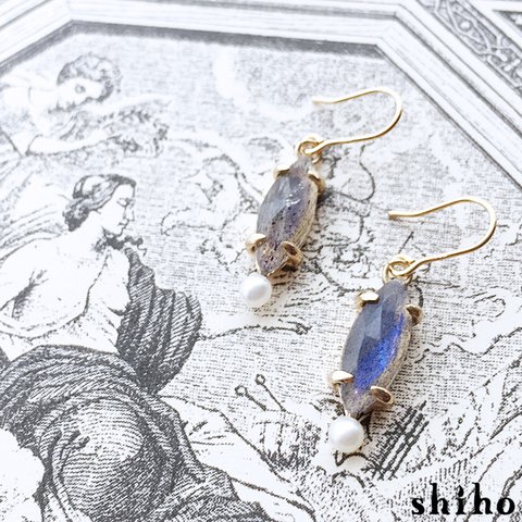 ラブラドライトと淡水パールのピアス【Melty pierce＜labradorite/Pearl＞】