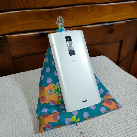 スマホ.タブレット布スタンド　　　スマホの居場所♡