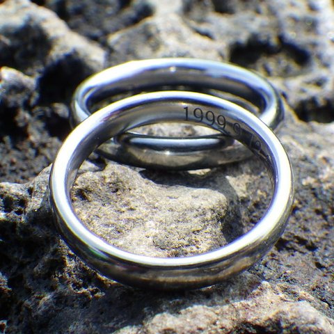 【金属アレルギー対応】 鍛造と切削で１つずつ制作・ハフニウムの結婚指輪