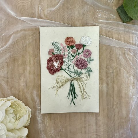 刺繍 ポストカード|名入れ|メッセージカード|ピンクの花束|インテリア|おしゃれ