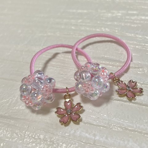 再販！！　春にぴったり♡ ビーズボール　桜　ベビー&キッズ　ヘアゴム　