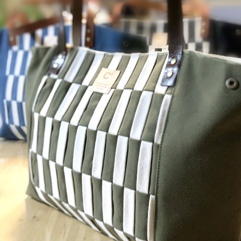 帆布を編み込んだ2WAYトートバッグ　Plaid tikkaat（カーキ）