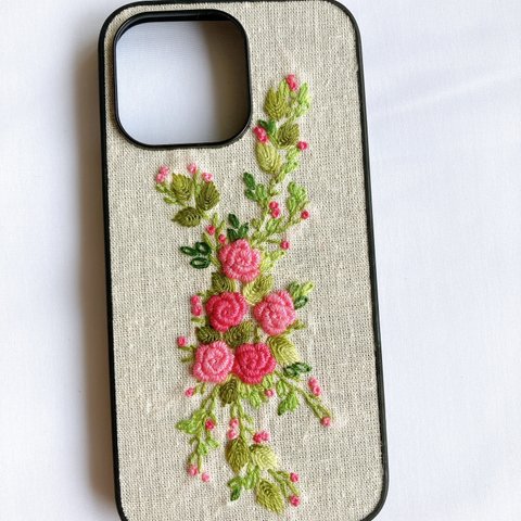 iPhone13proケース　手刺繍　薔薇　バラ　ローズ　ピンク　リネン　スマホケース