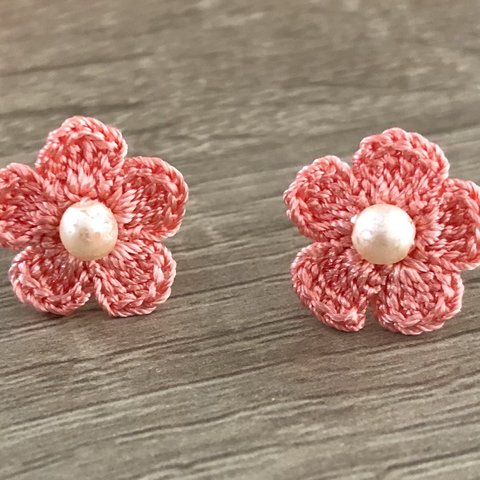 推しカラーピアス🌸