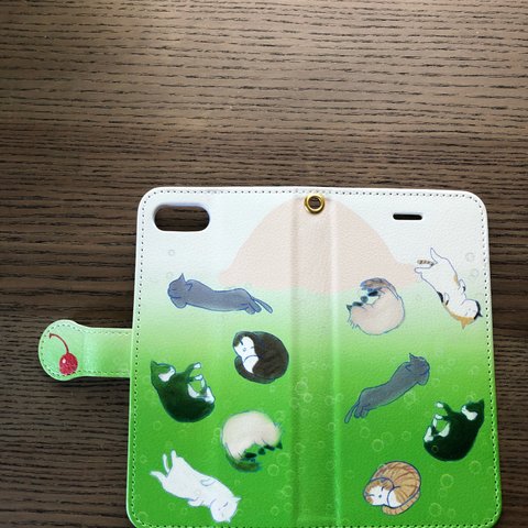 SALE!¥2980→¥1980「ねこはゆめのなか」iPhoneケース　手帳型　スマホケース　5678XSE　Android